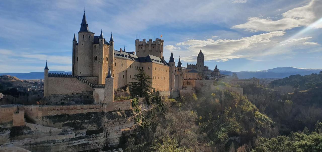 Real Segovia Apartments By Recordis Hotels Eksteriør bilde